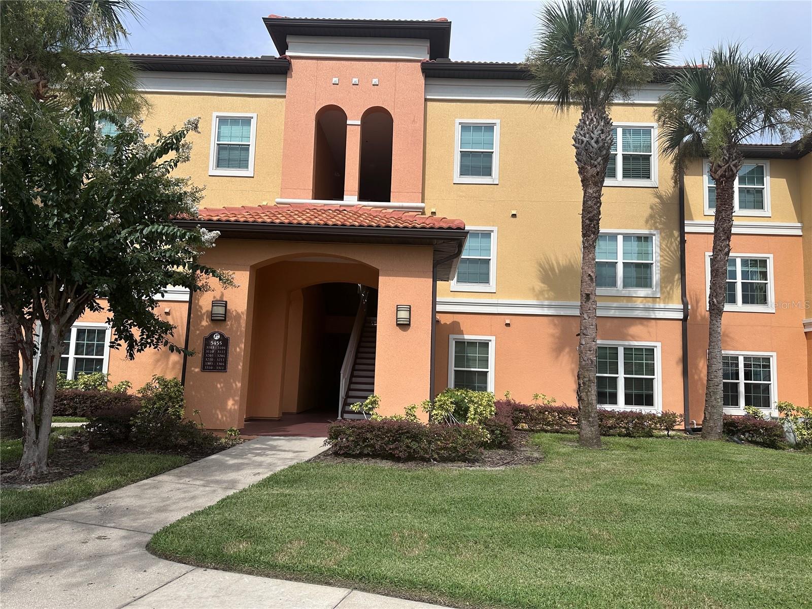 Photo of 5455 VINELAND ROAD #3303 ORLANDO FL 32811