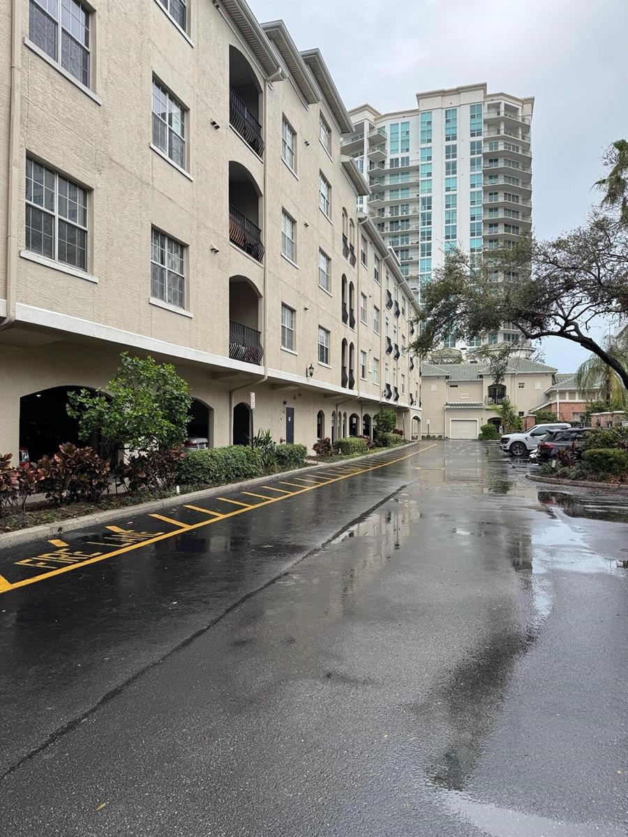 Photo of 501 KNIGHTS RUN AVENUE #2106 TAMPA FL 33602