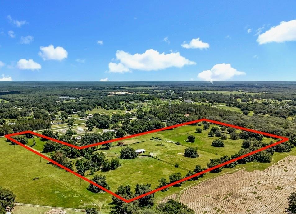 Photo of 41204 EMERALDA ISLAND ROAD LEESBURG FL 34788