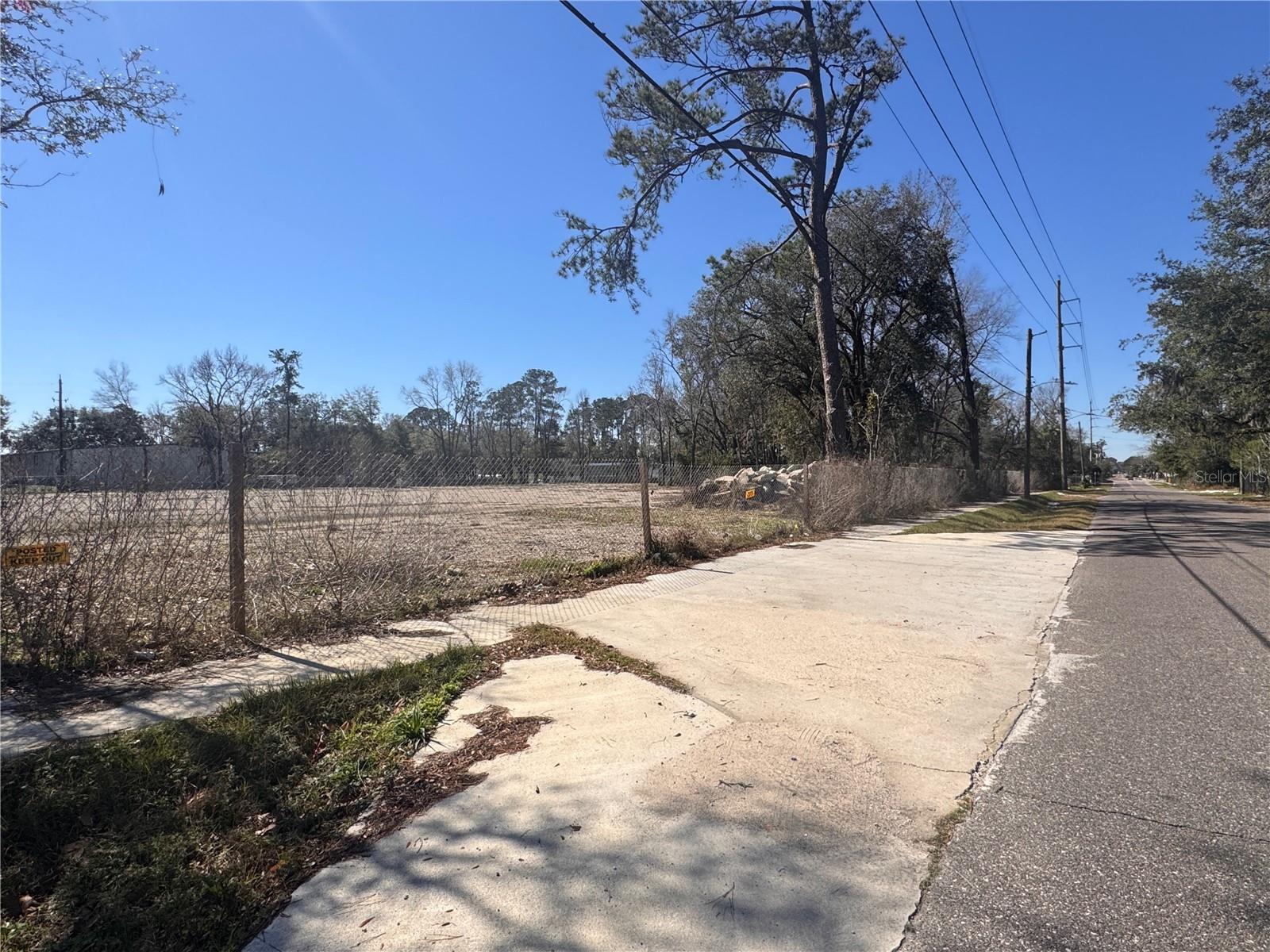 Photo of 5858 STUART JACKSONVILLE FL 32254