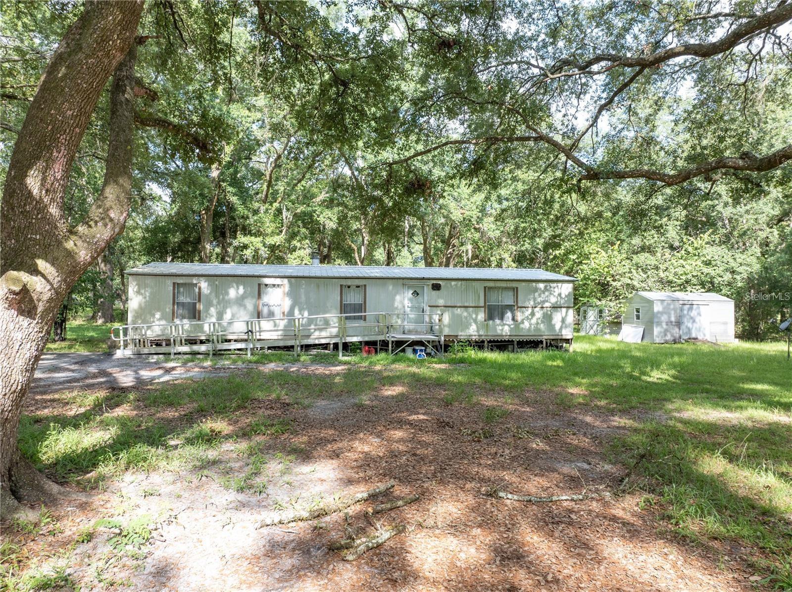 Photo of 214 SW LEONARD TERRACE LAKE CITY FL 32024