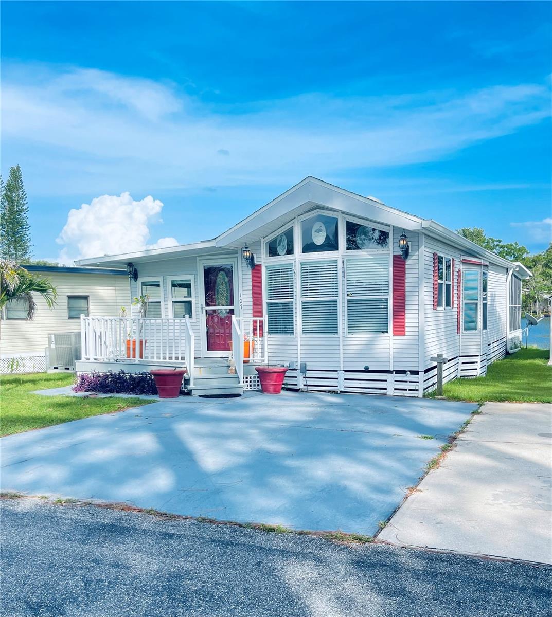 Photo of 107 KOVE BOULEVARD OSTEEN FL 32764