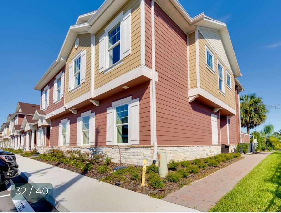 Photo of 7523 SUNFLOWER CIRCLE KISSIMMEE FL 34747