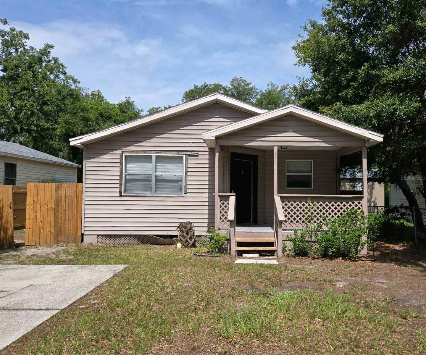 Photo of 3112 GORDON COURT TAMPA FL 33619