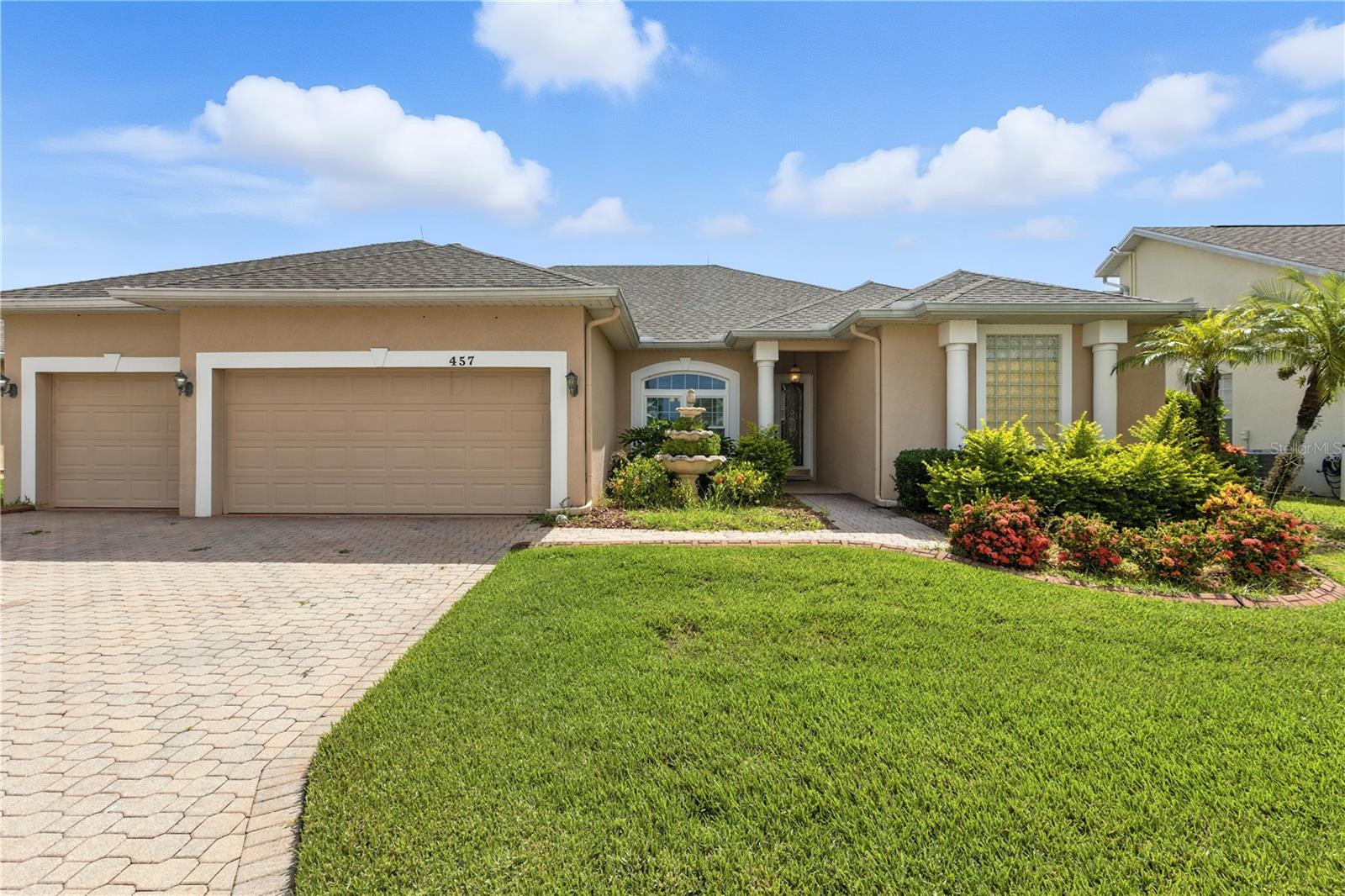 Photo of 457 GOLF VISTA CIRCLE DAVENPORT FL 33837