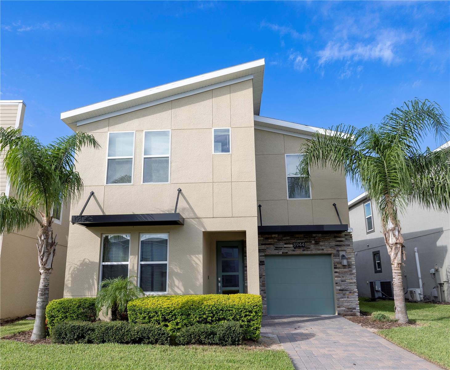 Photo of 8944 CABOT CLIFFS DRIVE DAVENPORT FL 33896