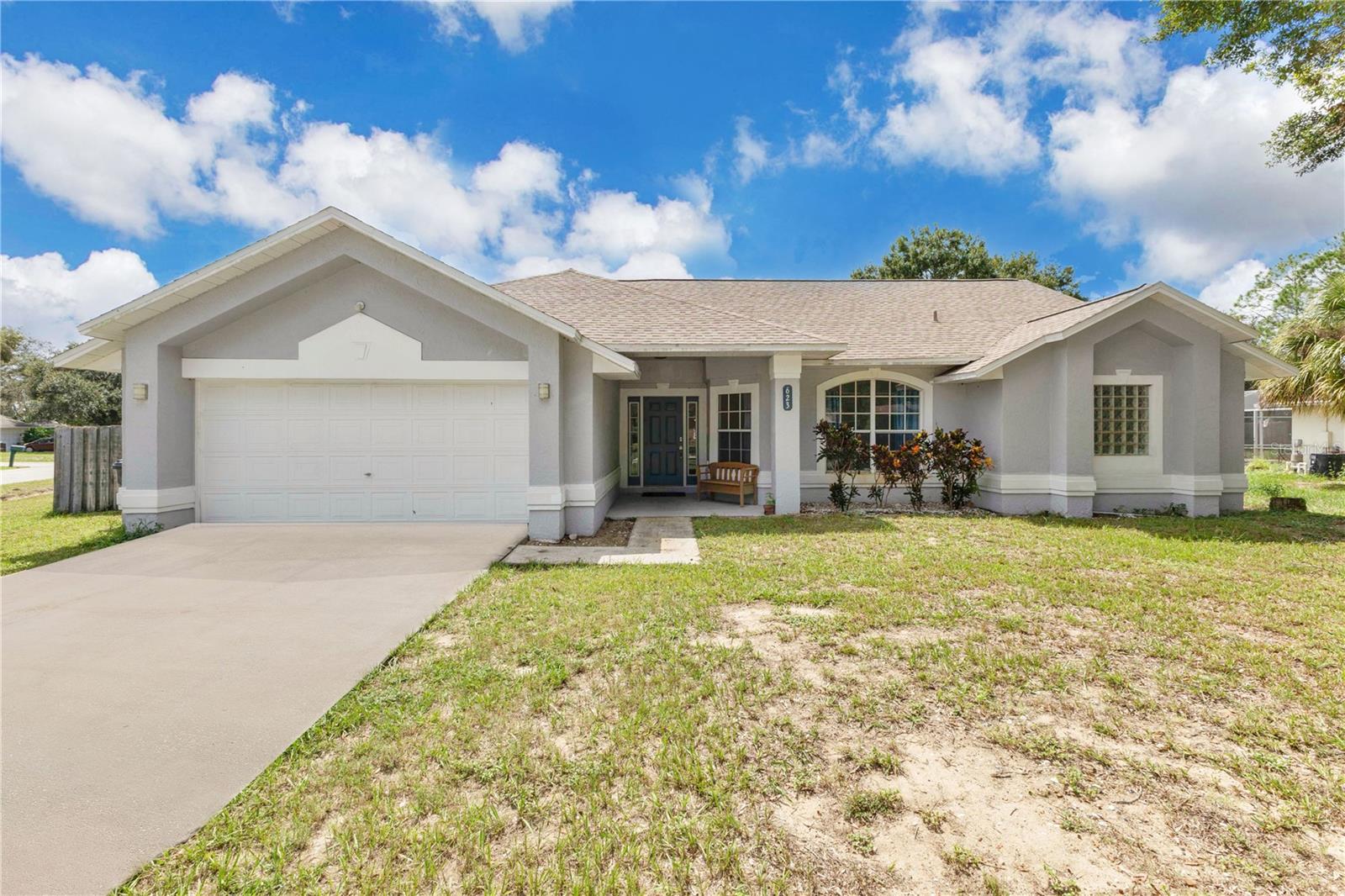 Photo of 623 OAKPARK LOOP DAVENPORT FL 33837