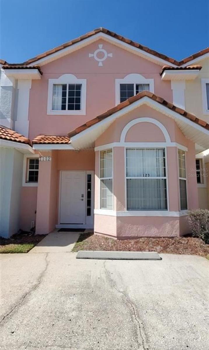Photo of 1112 S BEACH CIRCLE KISSIMMEE FL 34746