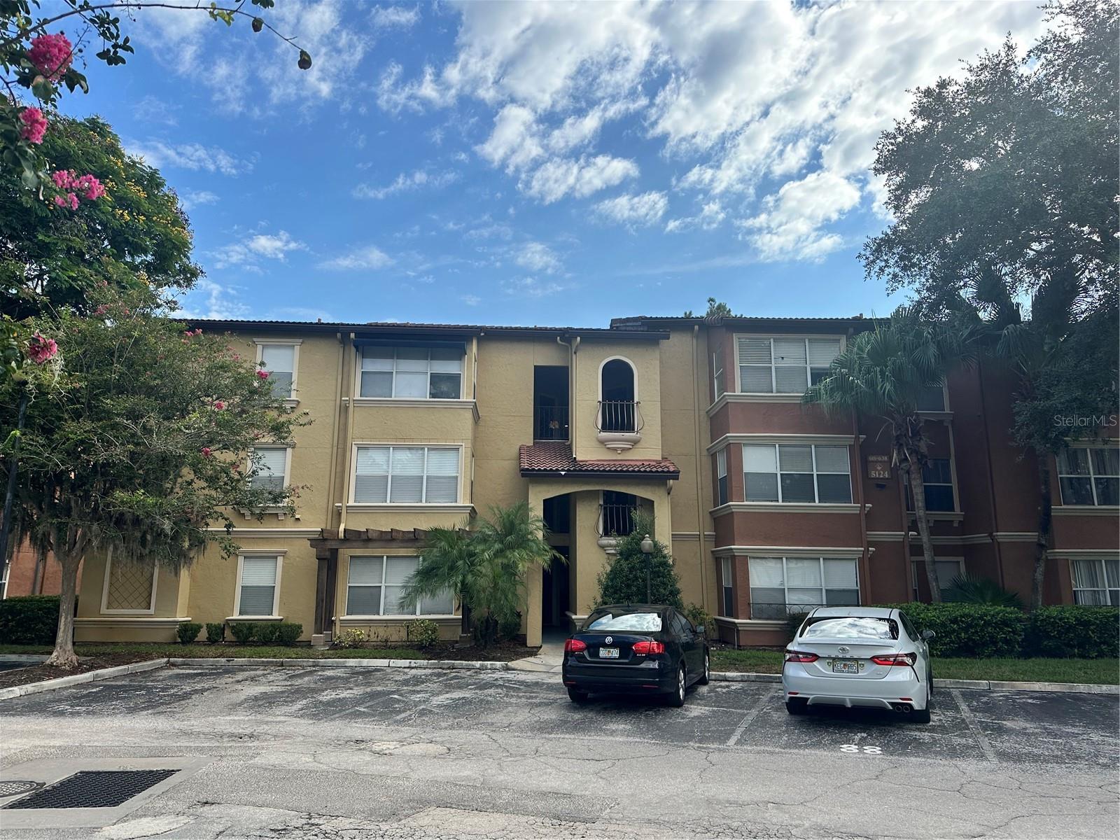 Photo of 5124 CONROY ROAD #11 ORLANDO FL 32811