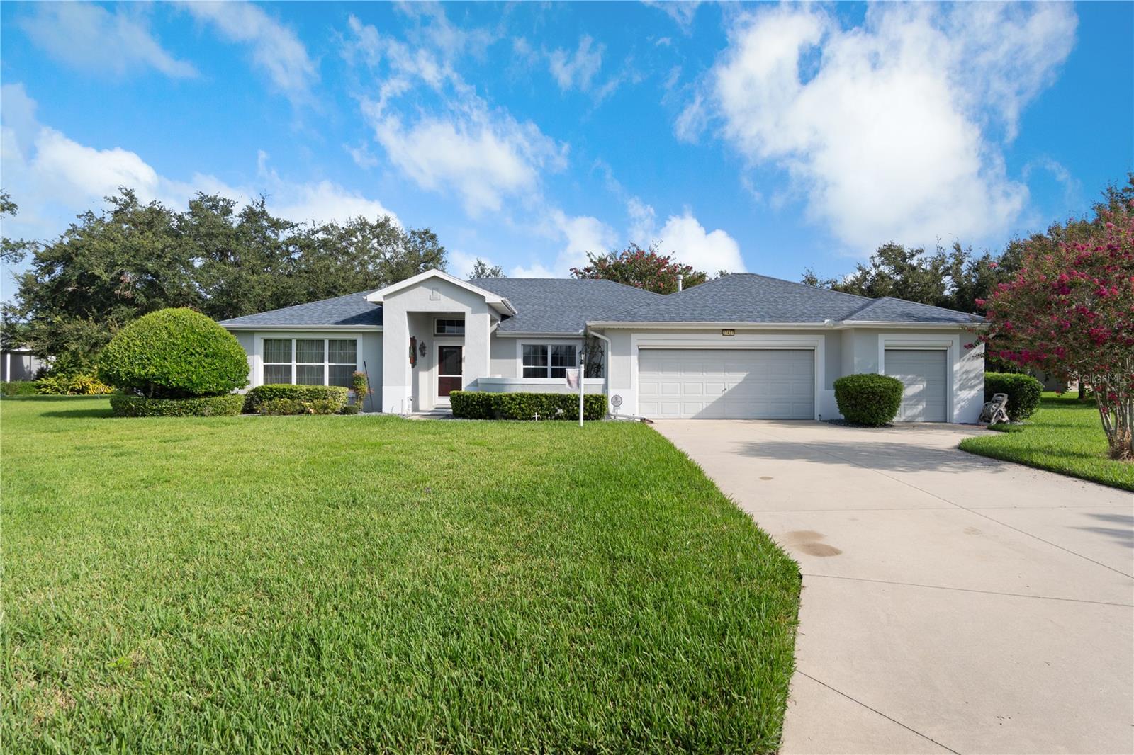 Photo of 27437 DESERT ROSE COURT LEESBURG FL 34748