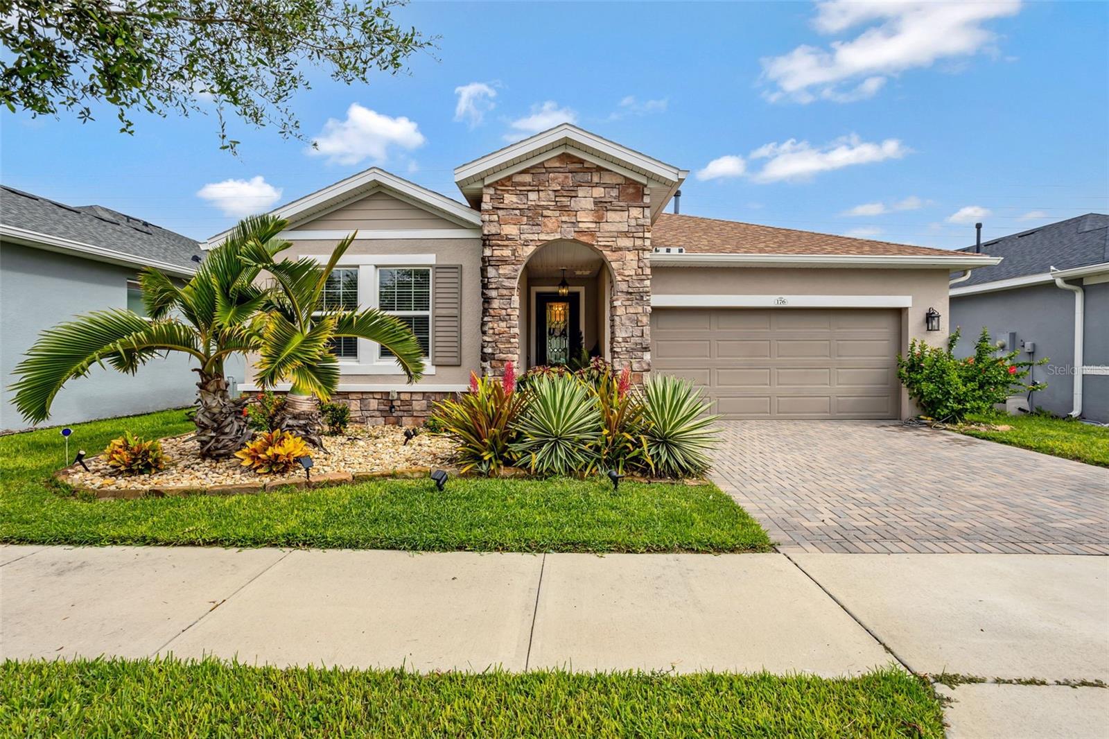 Photo of 176 SILVER MAPLE ROAD GROVELAND FL 34736