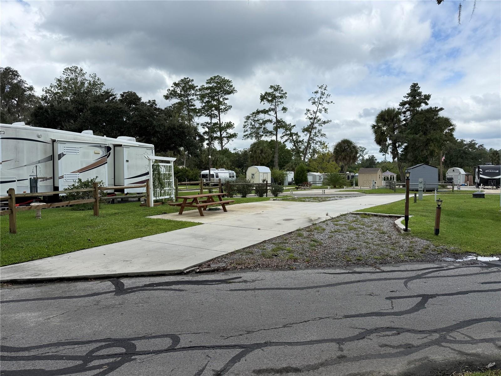 Photo of 2870 NE 103RD AVENUE SILVER SPRINGS FL 34488
