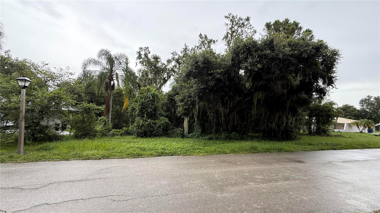Photo of 6225 SHERMAN TERRACE SEBRING FL 33876