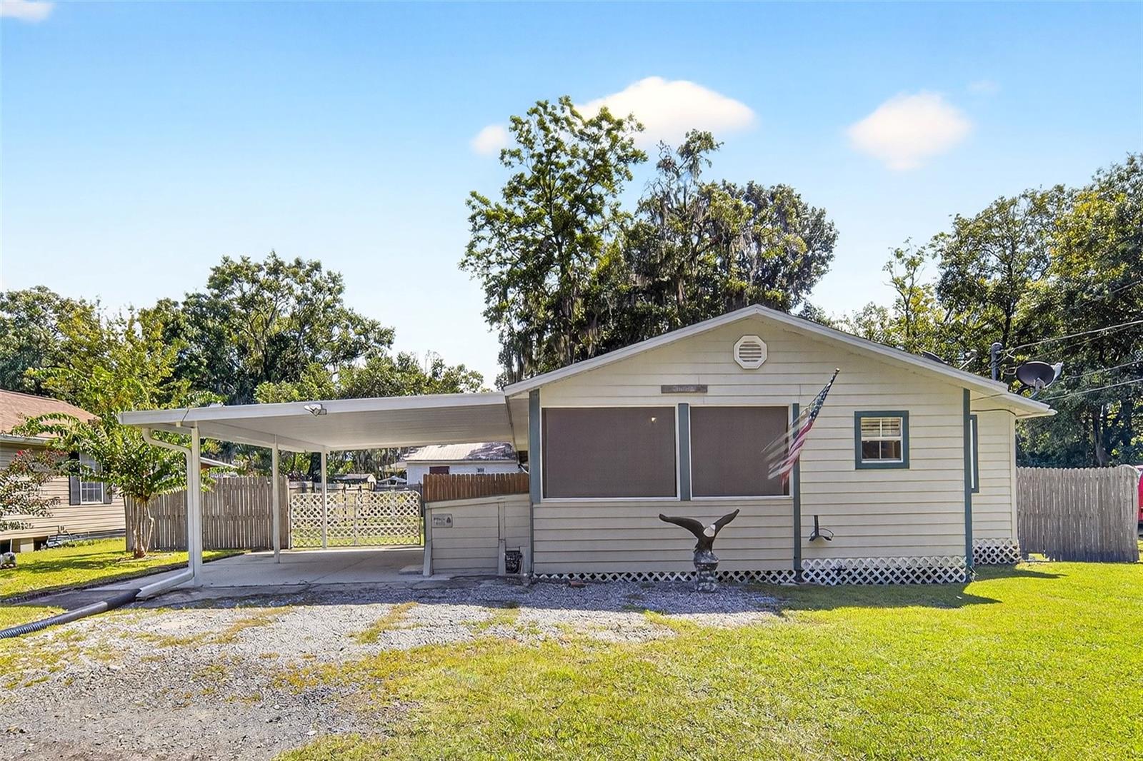 Photo of 276 S MYRTLE STREET STARKE FL 32091