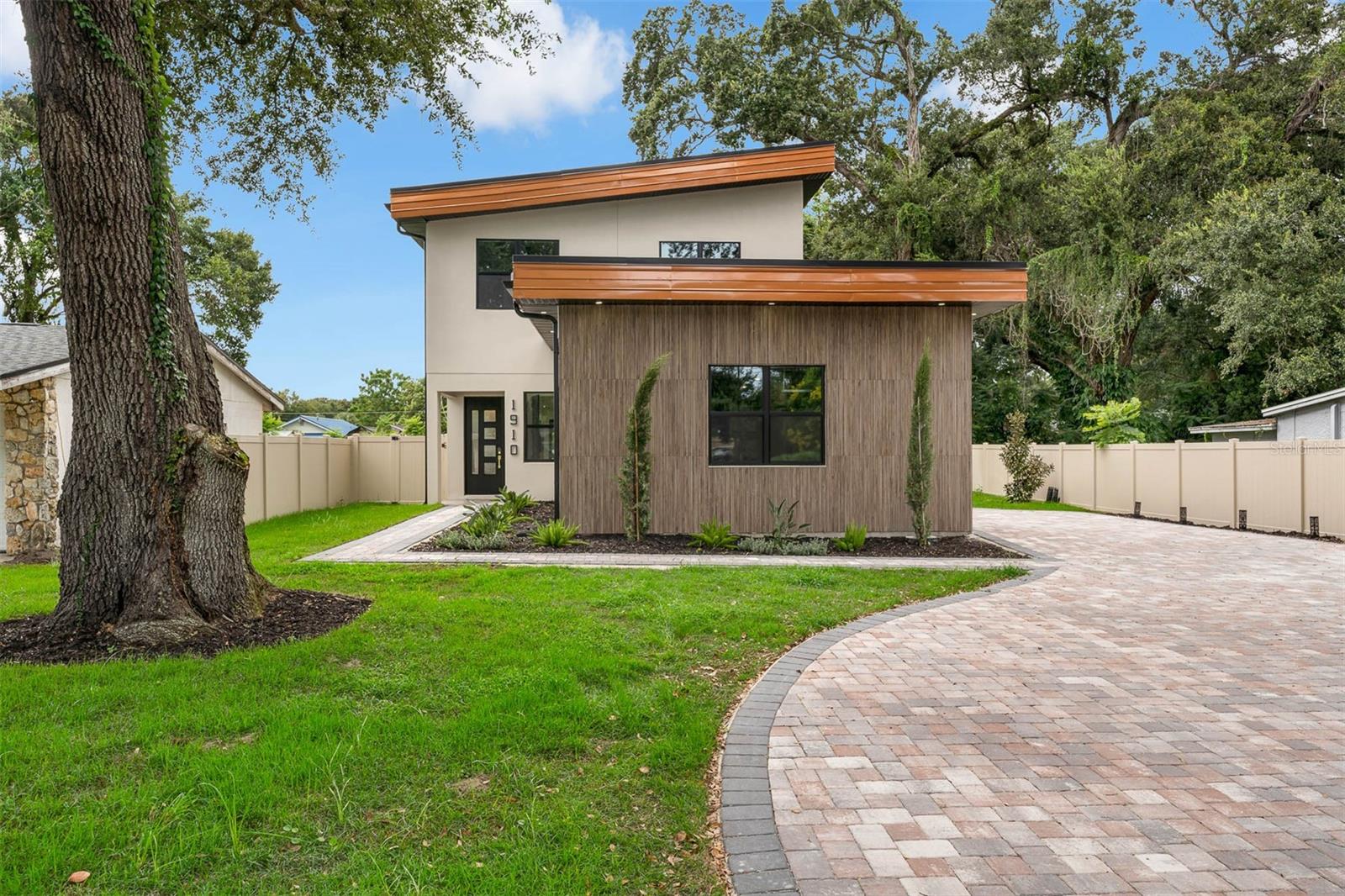 Photo of 1910 CLOVERLAWN AVENUE ORLANDO FL 32806