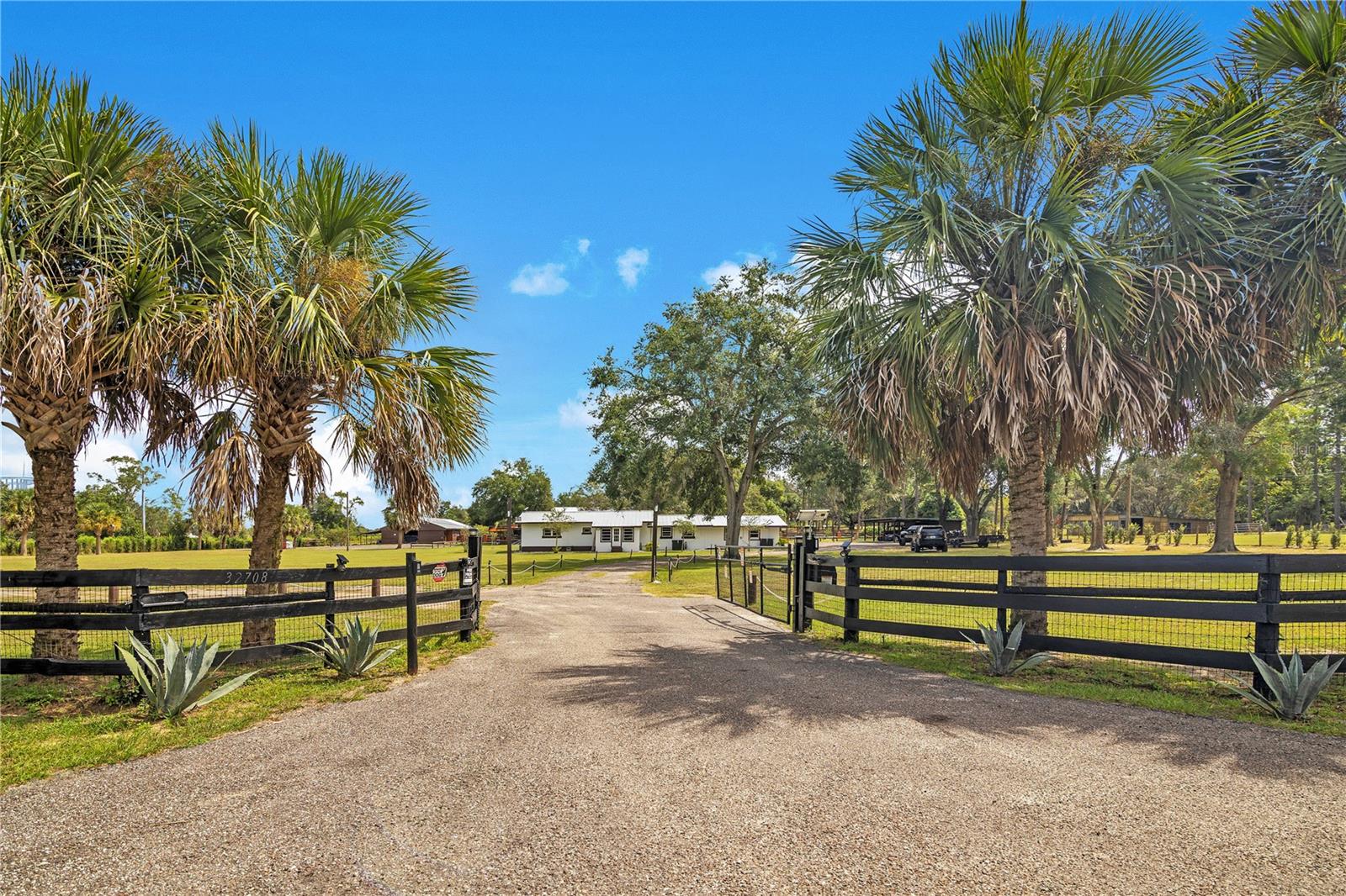 Photo of 32708 GERE LANE SORRENTO FL 32776