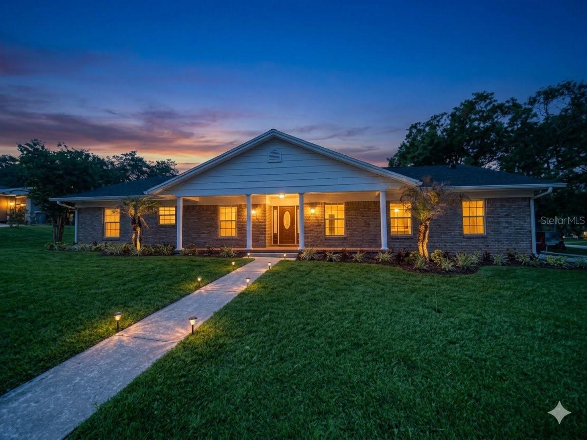 Photo of 1449 ERROL PARKWAY APOPKA FL 32712