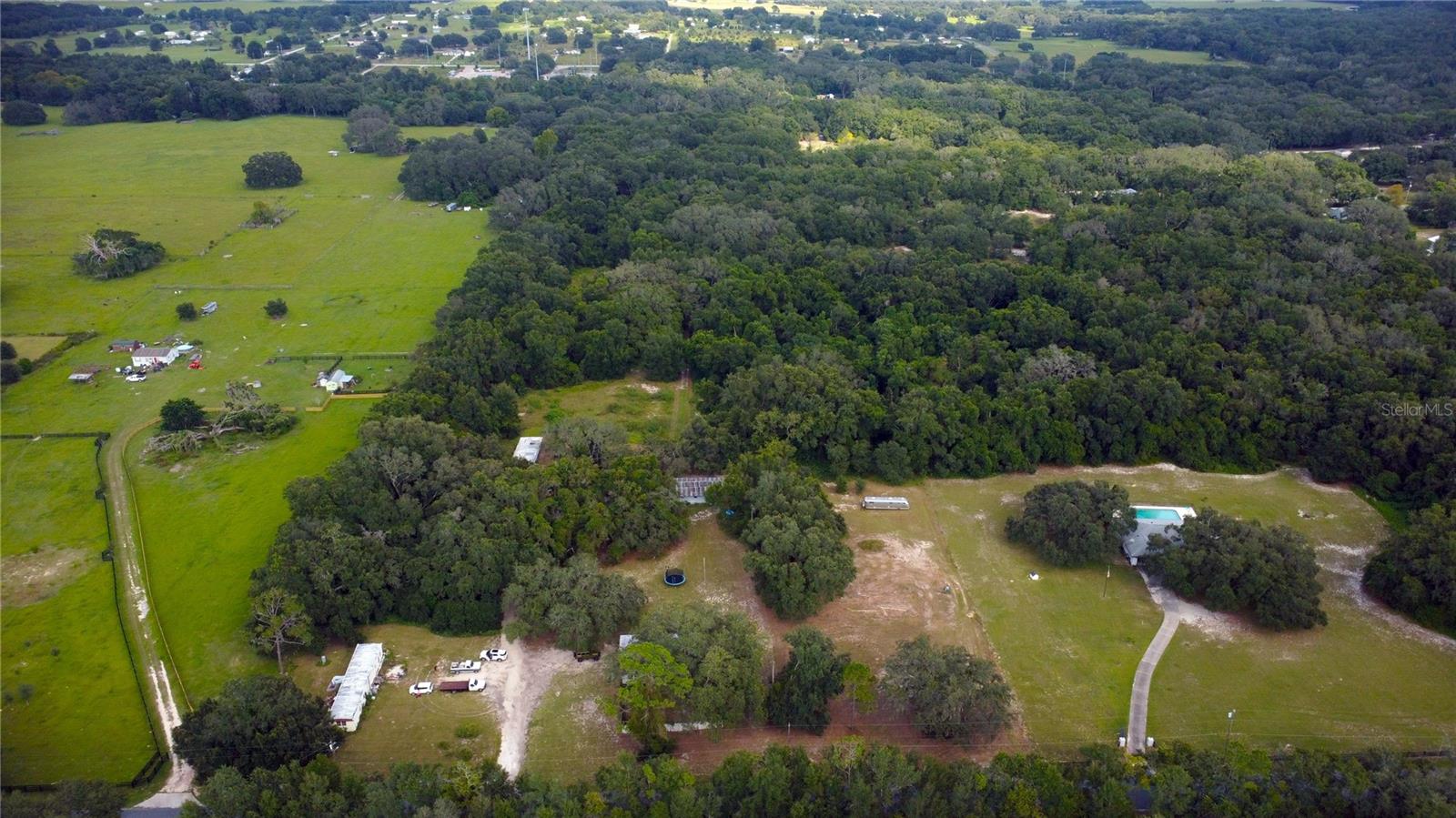 Photo of 17281 SE 130TH WEIRSDALE FL 32195