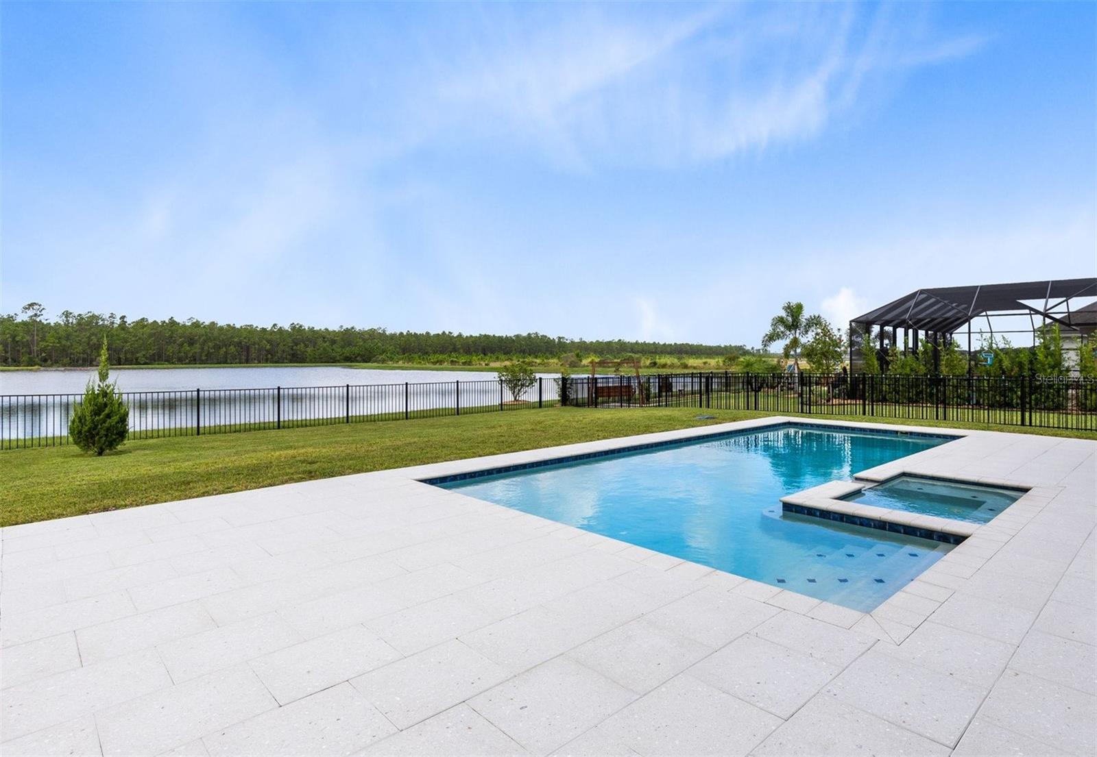 Photo of 513 MOSAIC BOULEVARD DAYTONA BEACH FL 32124