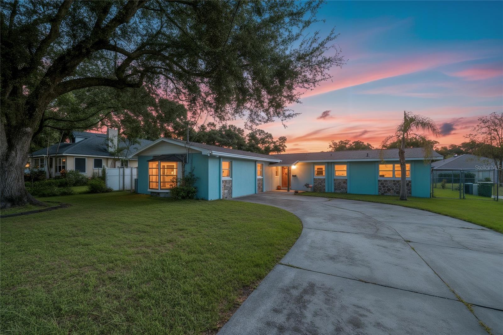 Photo of 6421 STOCKBRIDGE AVENUE BELLE ISLE FL 32809