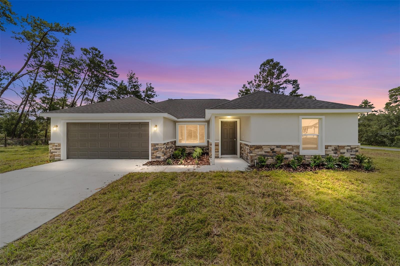 Photo of 13103 NE 7TH LOOP SILVER SPRINGS FL 34488