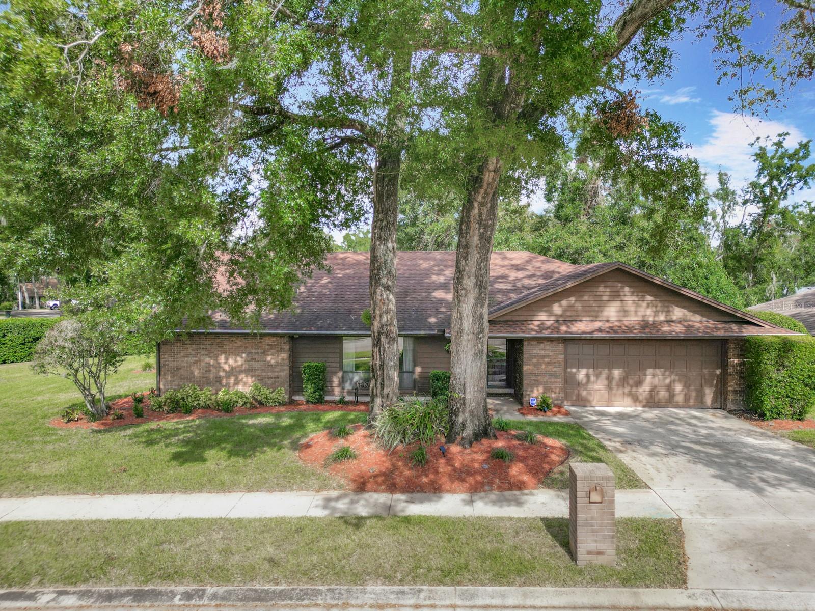 Photo of 1469 GRACE LAKE CIRCLE LONGWOOD FL 32750