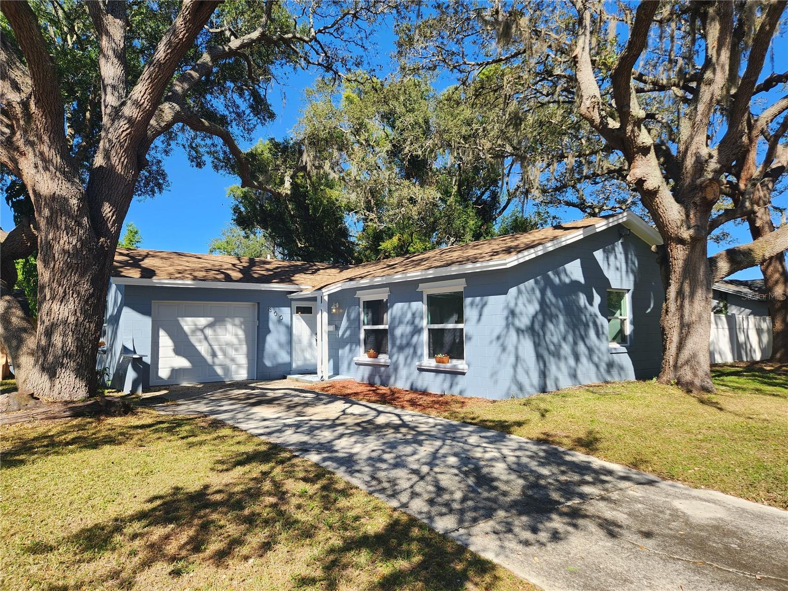 Photo of 800 DIANE CIRCLE CASSELBERRY FL 32707