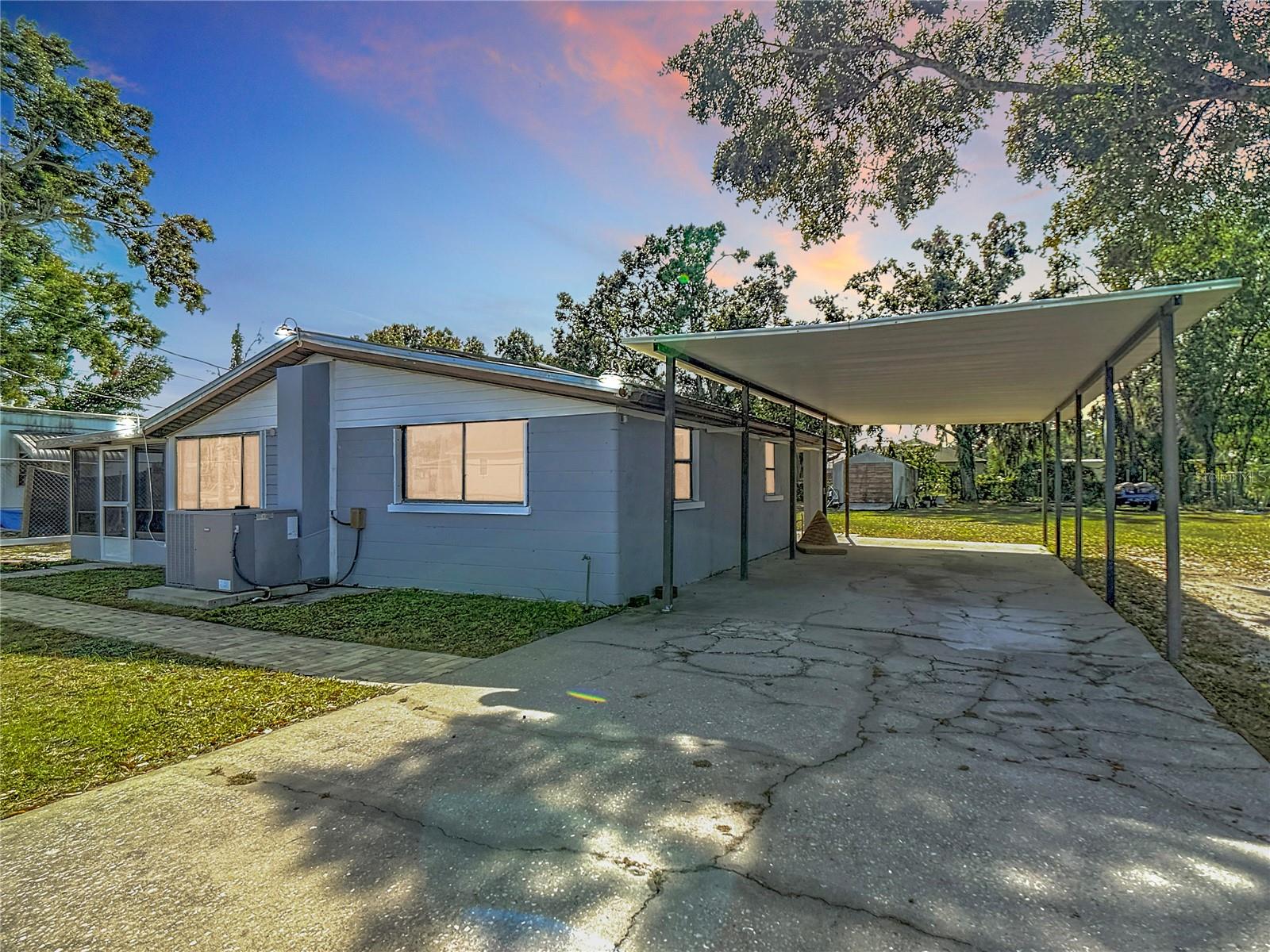 Photo of 2120 DILLE STREET LAKELAND FL 33815