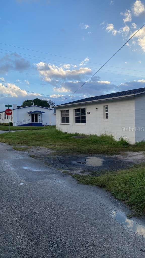 Photo of 1001 N 16TH COURT FORT PIERCE FL 34950