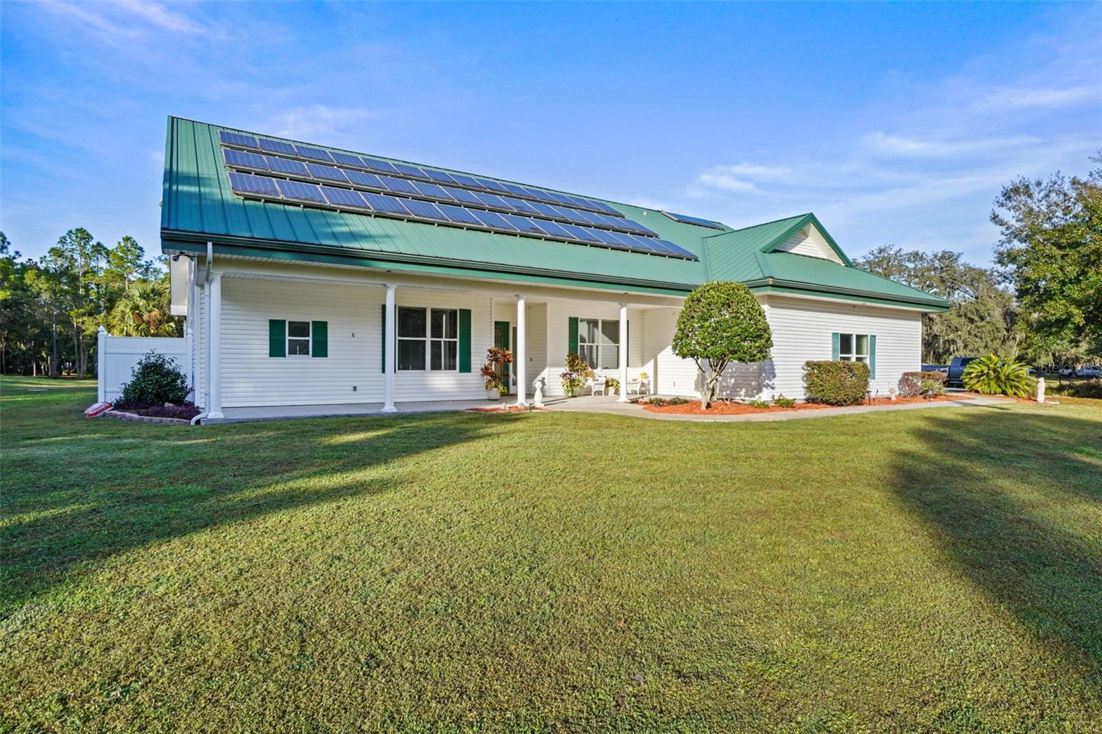 Photo of 2216 N COUNTY ROAD 426 OVIEDO FL 32765