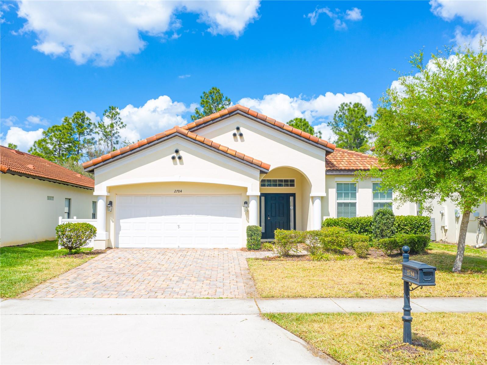 Photo of 2784 ROCCELLA COURT KISSIMMEE FL 34747