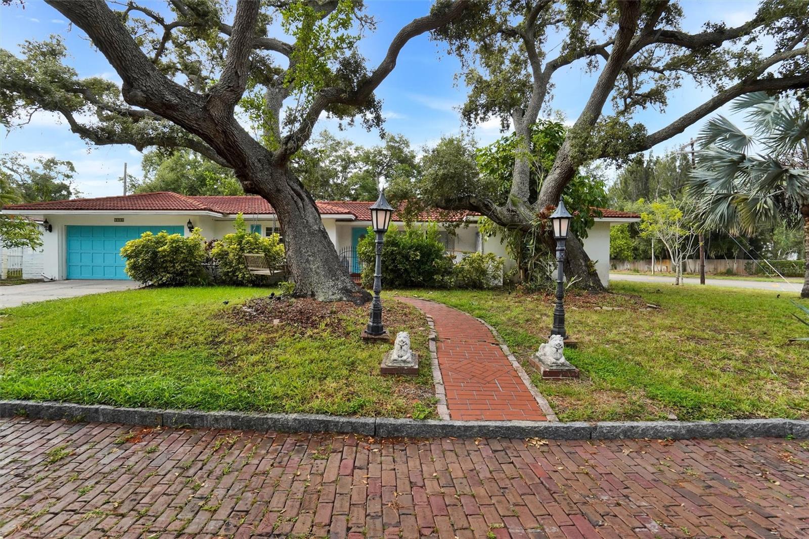 Photo of 7716 DARTMOUTH AVENUE ST PETERSBURG FL 33710