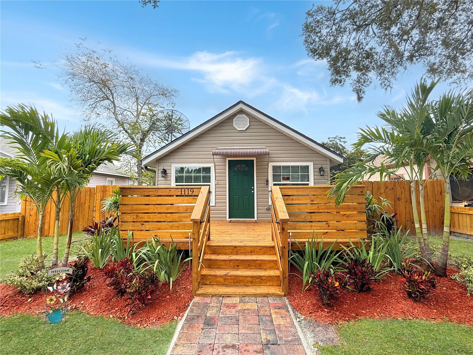 Photo of 1119 HICKORY AVENUE SANFORD FL 32771