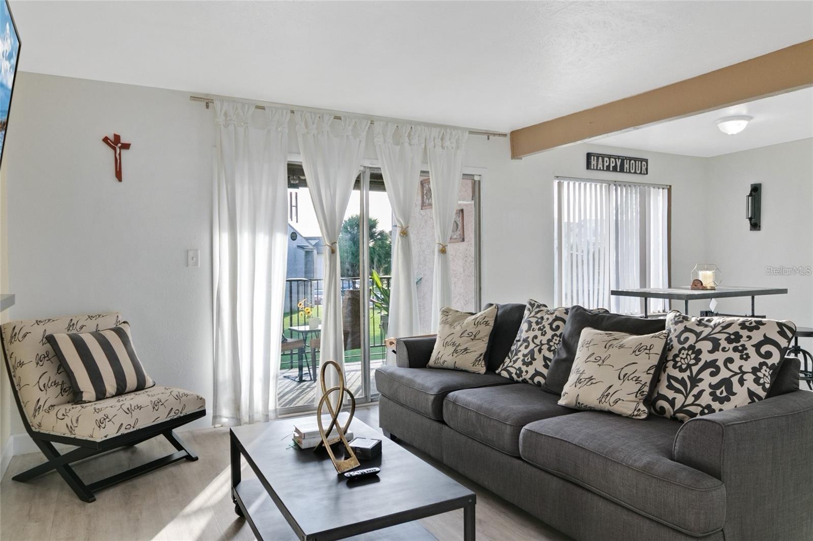 Photo of 2022 LUDLOW LANE #2022 ORLANDO FL 32839