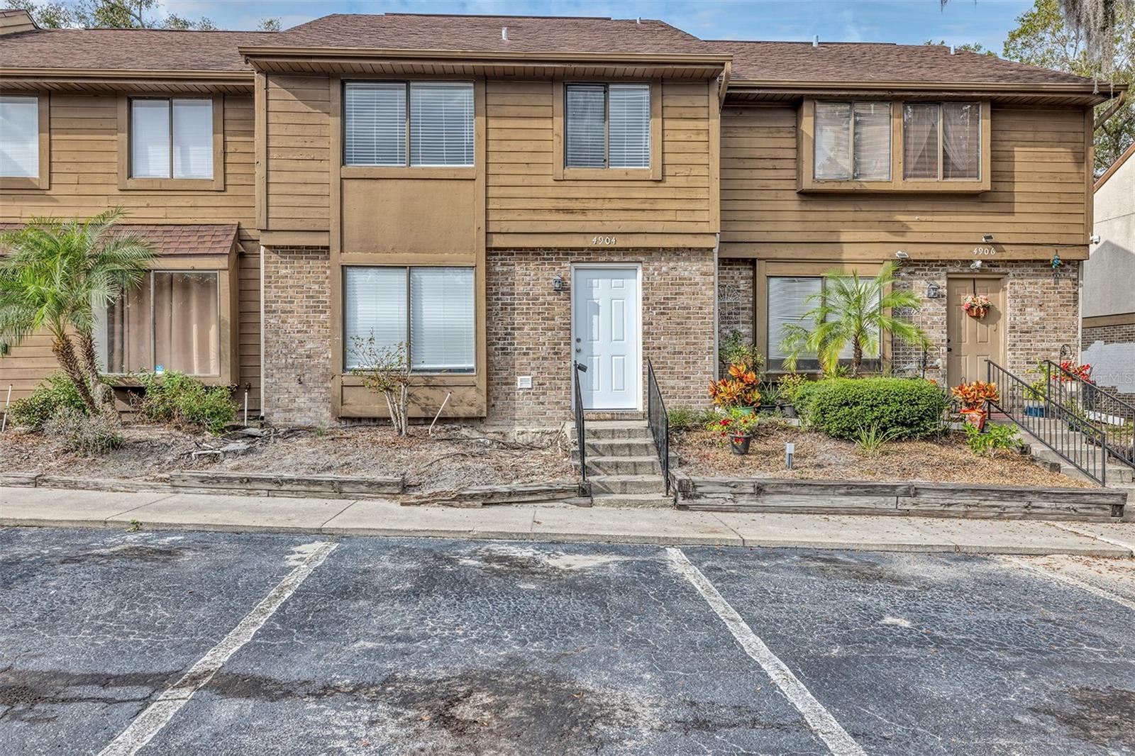Photo of 4904 SILVER OAKS VILLAGE #C ORLANDO FL 32808