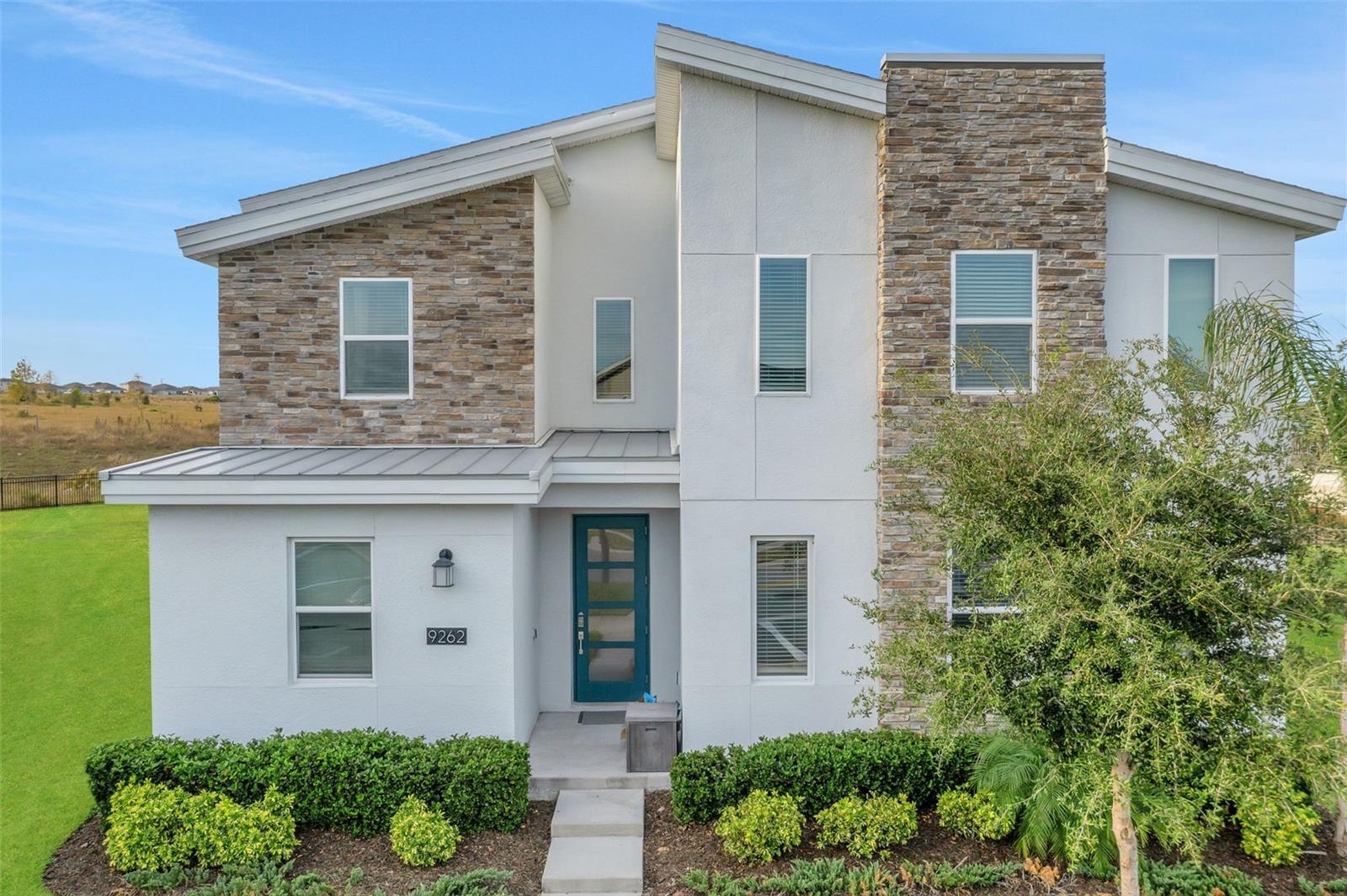 Photo of 9262 SOMMERSET HILLS DRIVE DAVENPORT FL 33896