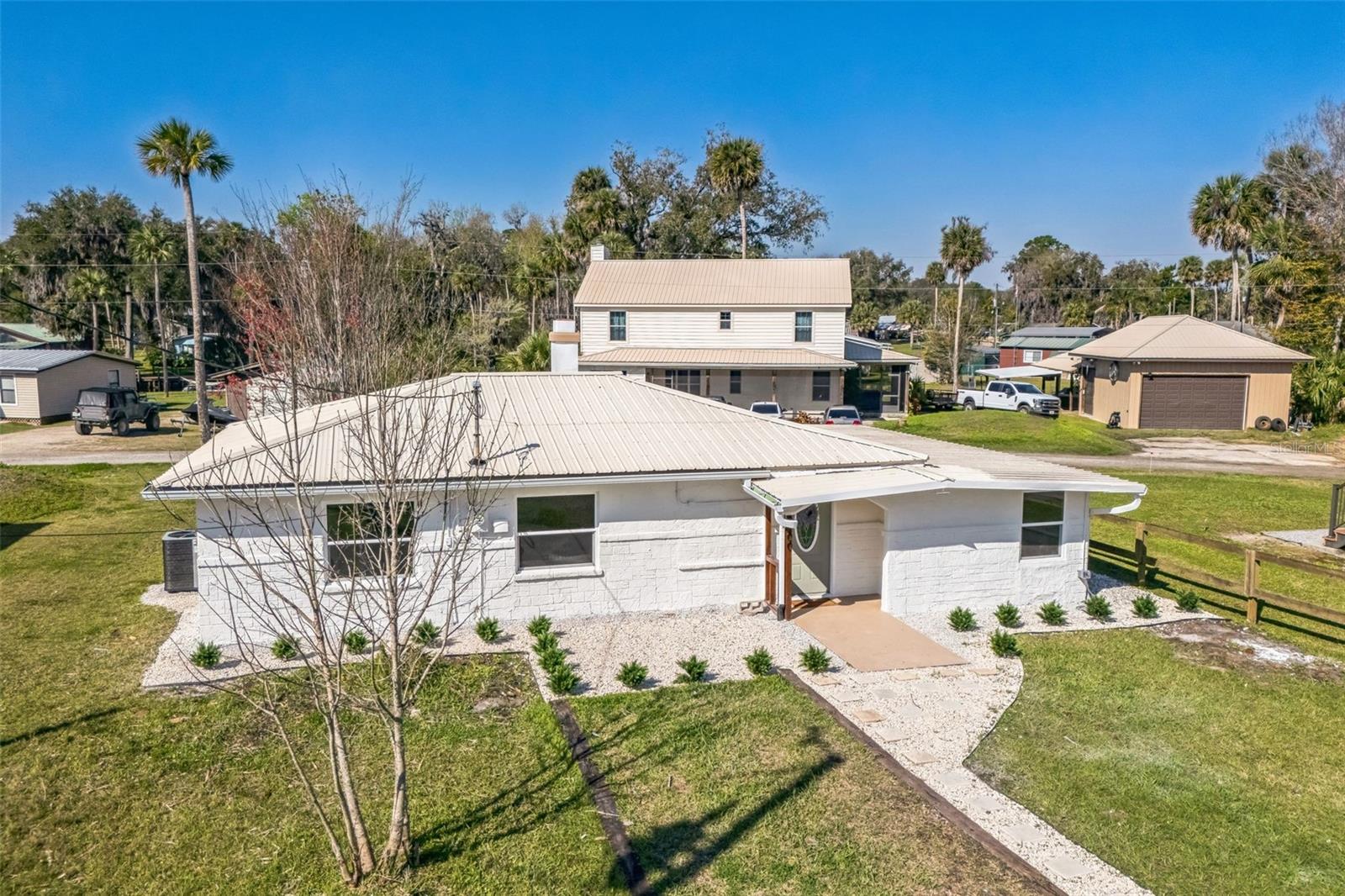 Photo of 9400 NE 307TH COURT FORT MC COY FL 32134