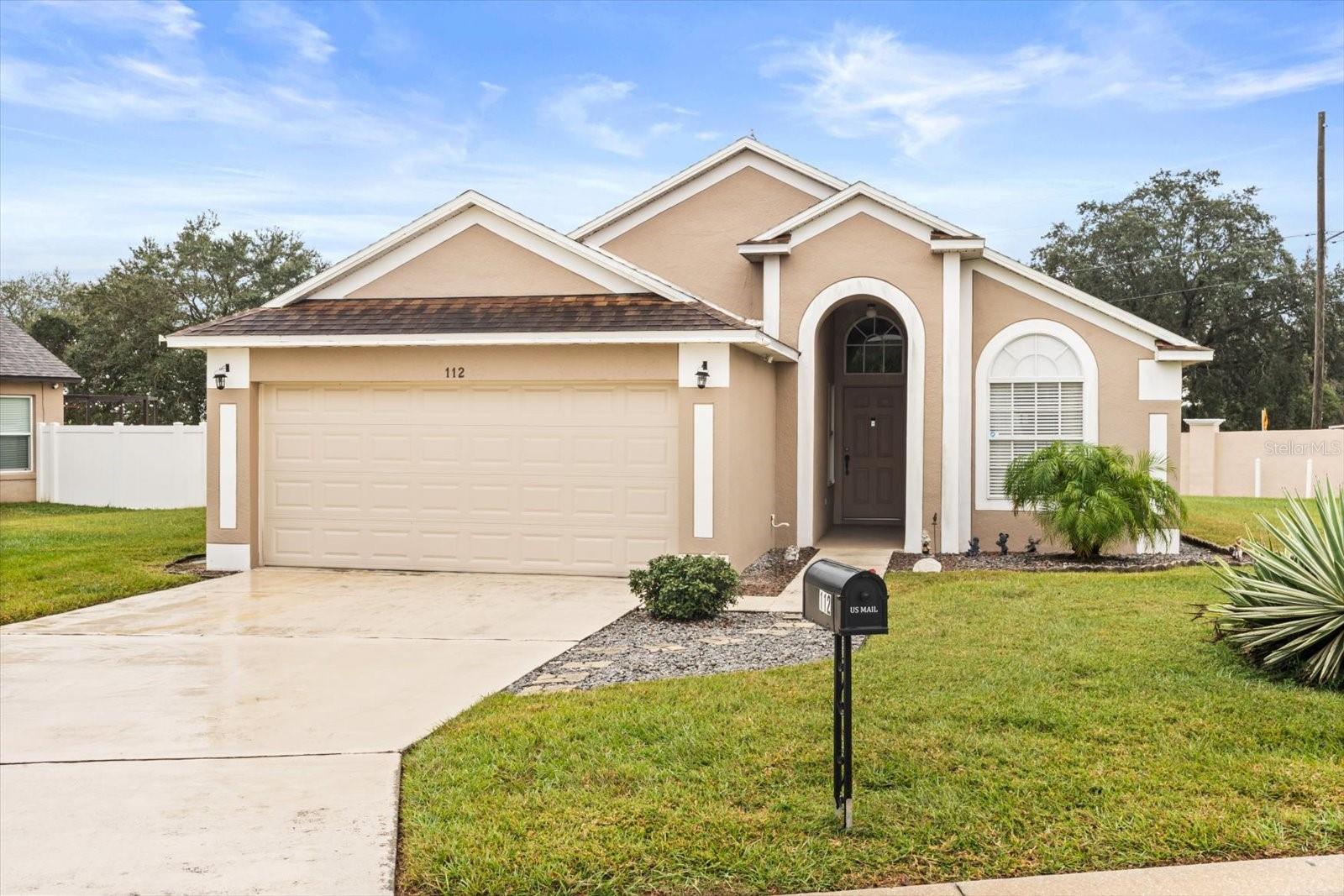 Photo of 112 ROYAL RIDGE DRIVE DAVENPORT FL 33837