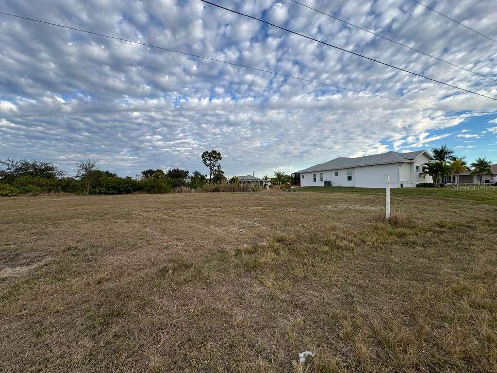Photo of 1905 NE 18TH PLACE CAPE CORAL FL 33909