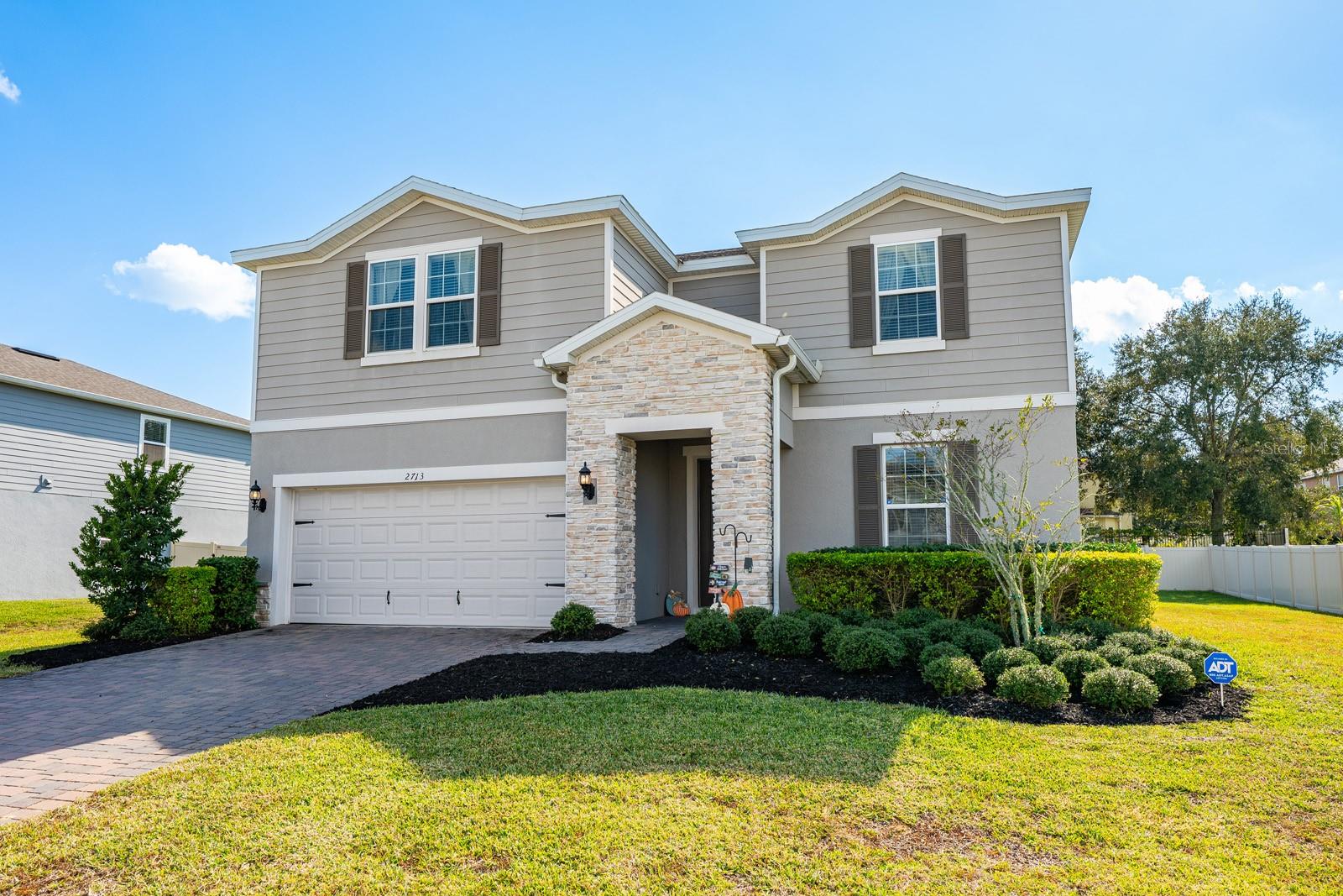 Photo of 2713 HILLTOP LOOP APOPKA FL 32712