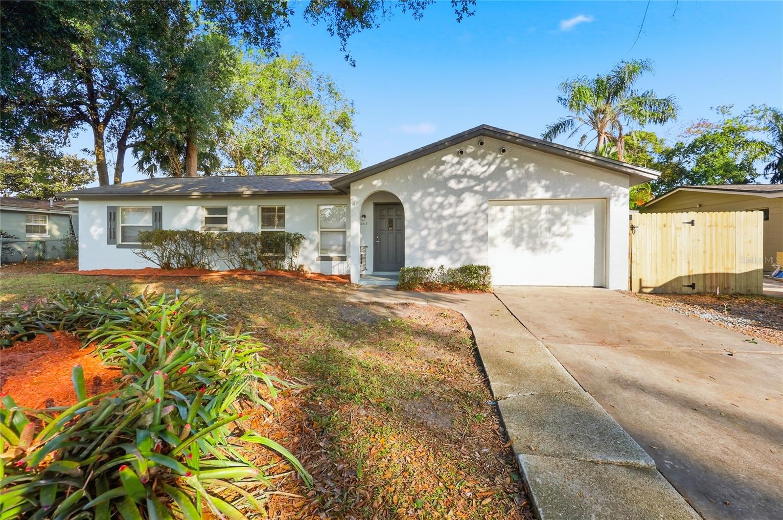 Photo of 207 WAVERLY DRIVE FERN PARK FL 32730