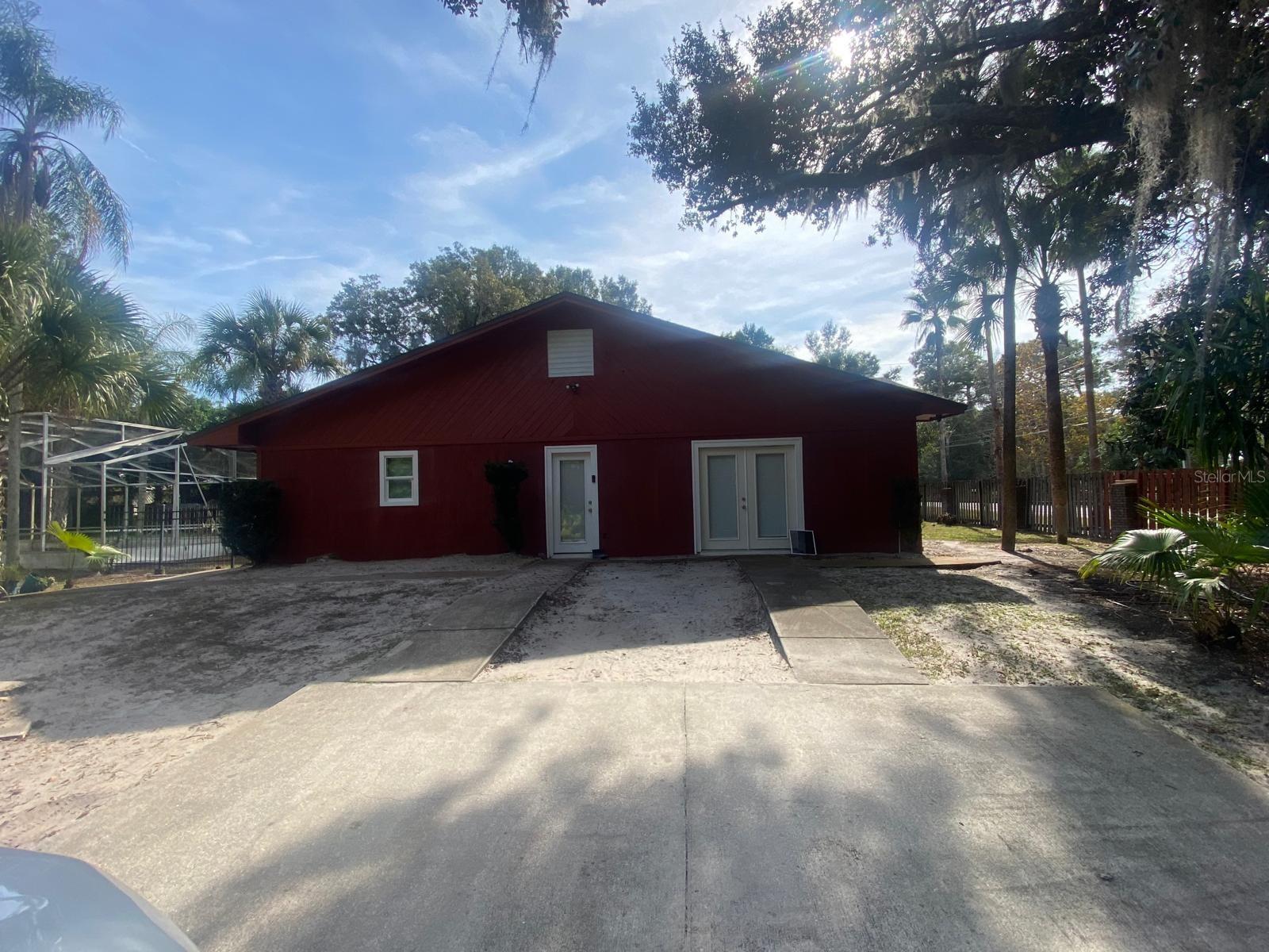 Photo of 4327 PLYMOUTH SORRENTO ROAD APOPKA FL 32712