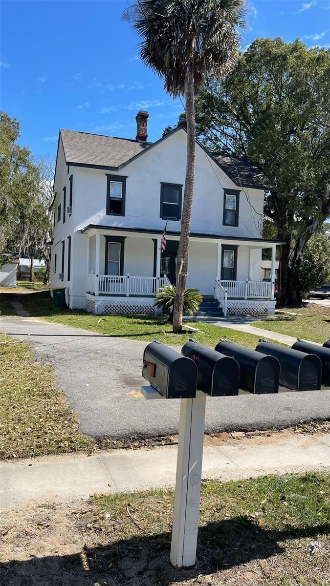 Photo of 205 S GROVE STREET EUSTIS FL 32726