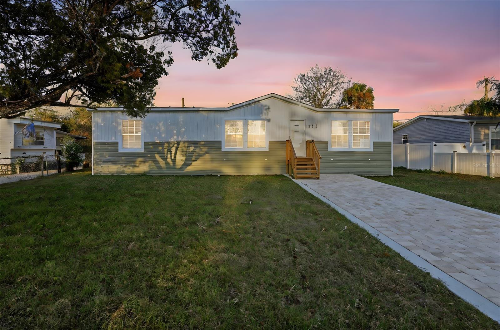 Photo of 1913 WOODCREST DRIVE ORMOND BEACH FL 32174