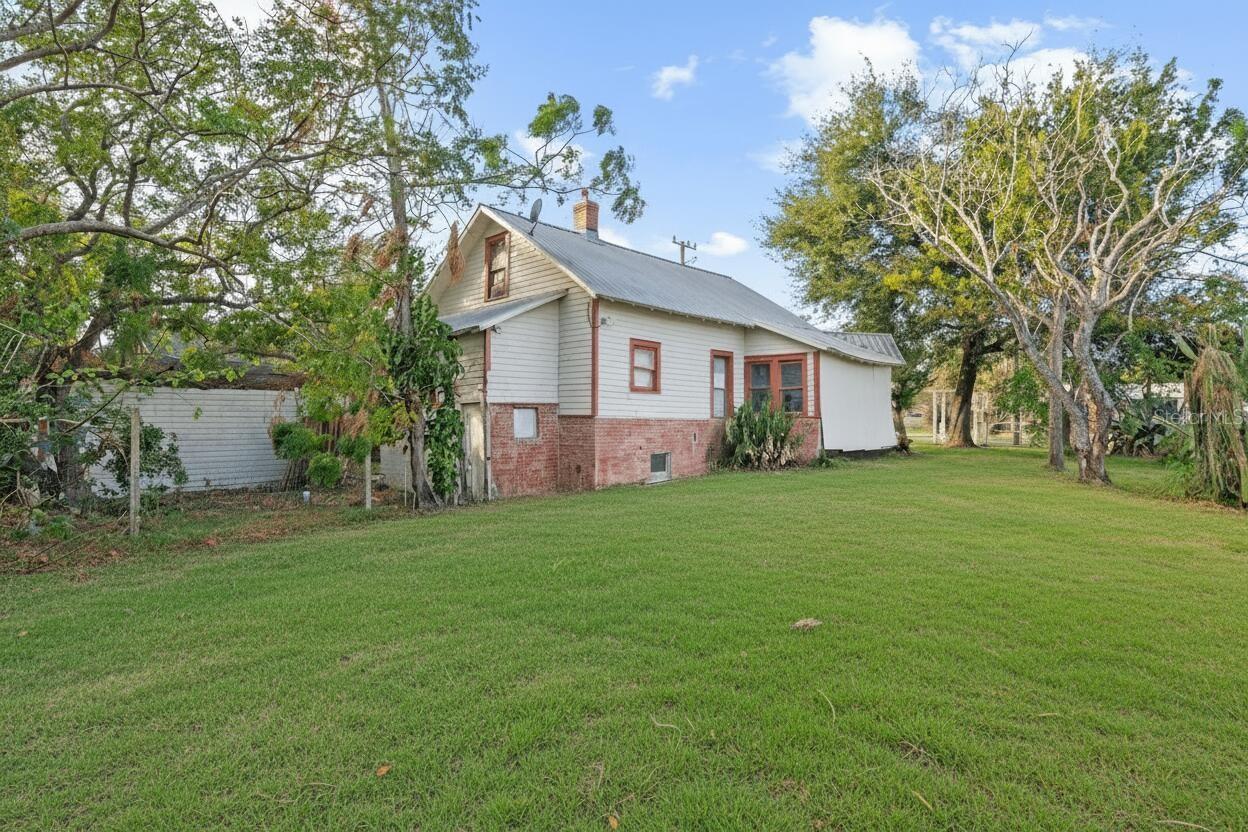 Photo of 201 W WASHINGTON STREET MINNEOLA FL 34715