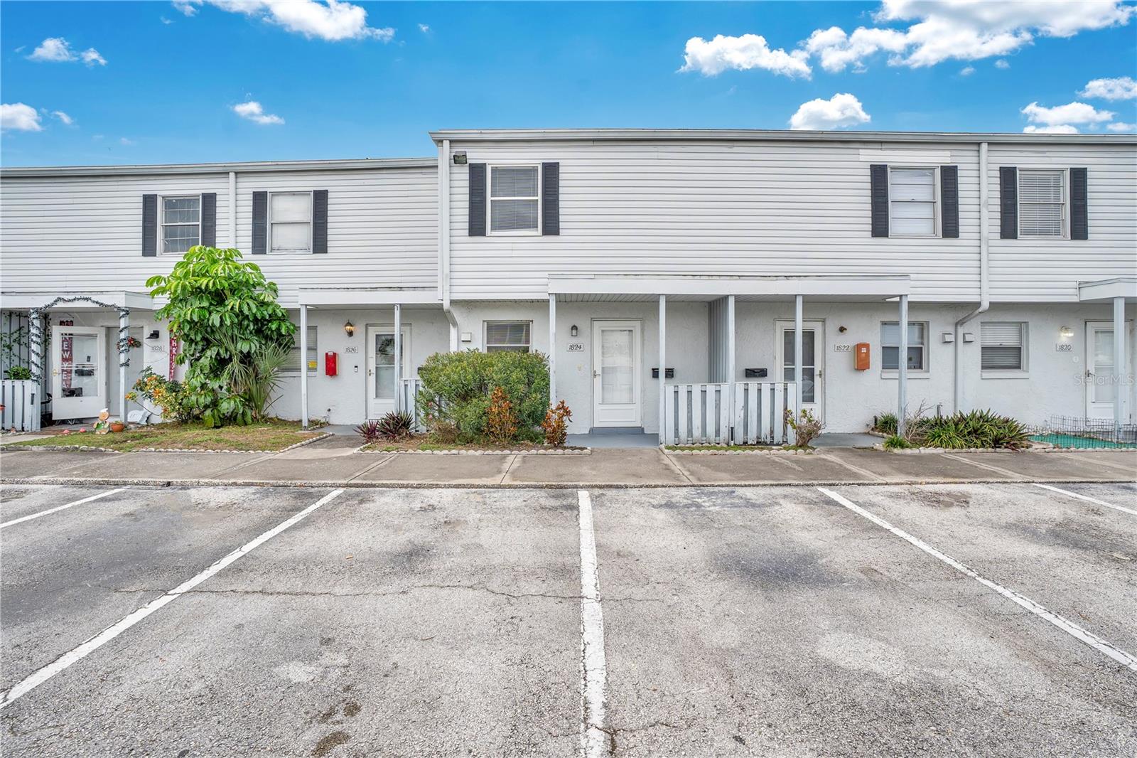 Photo of 1824 AMBERLY AVENUE #T8 ORLANDO FL 32822
