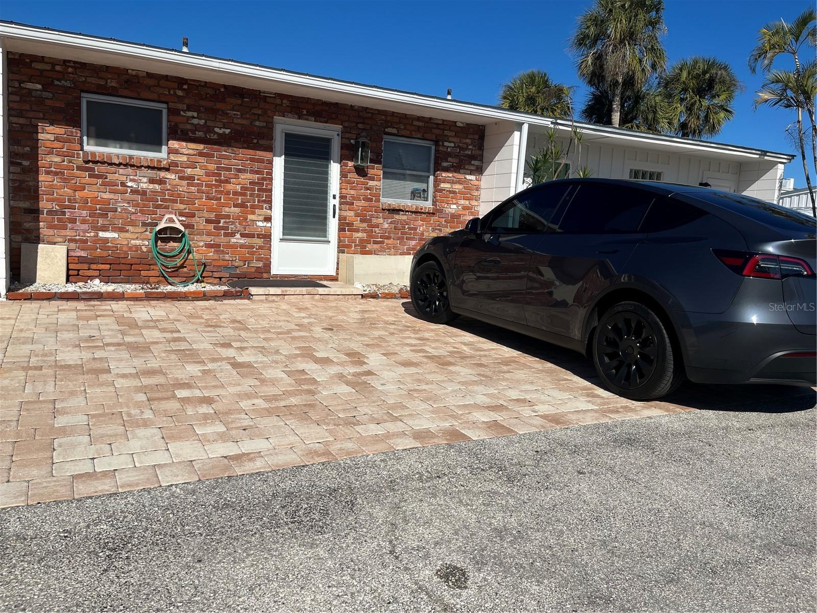Photo of 701 SAINT JUDES DRIVE #3 LONGBOAT KEY FL 34228