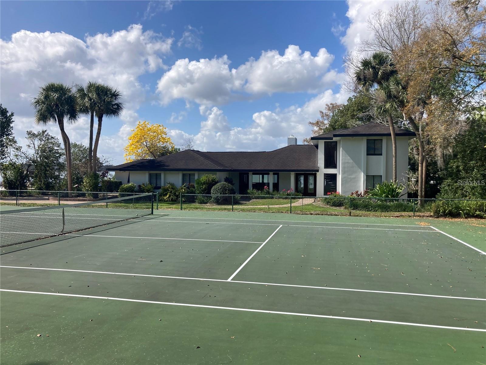 Photo of 2844 MIDSUMMER DRIVE WINDERMERE FL 34786