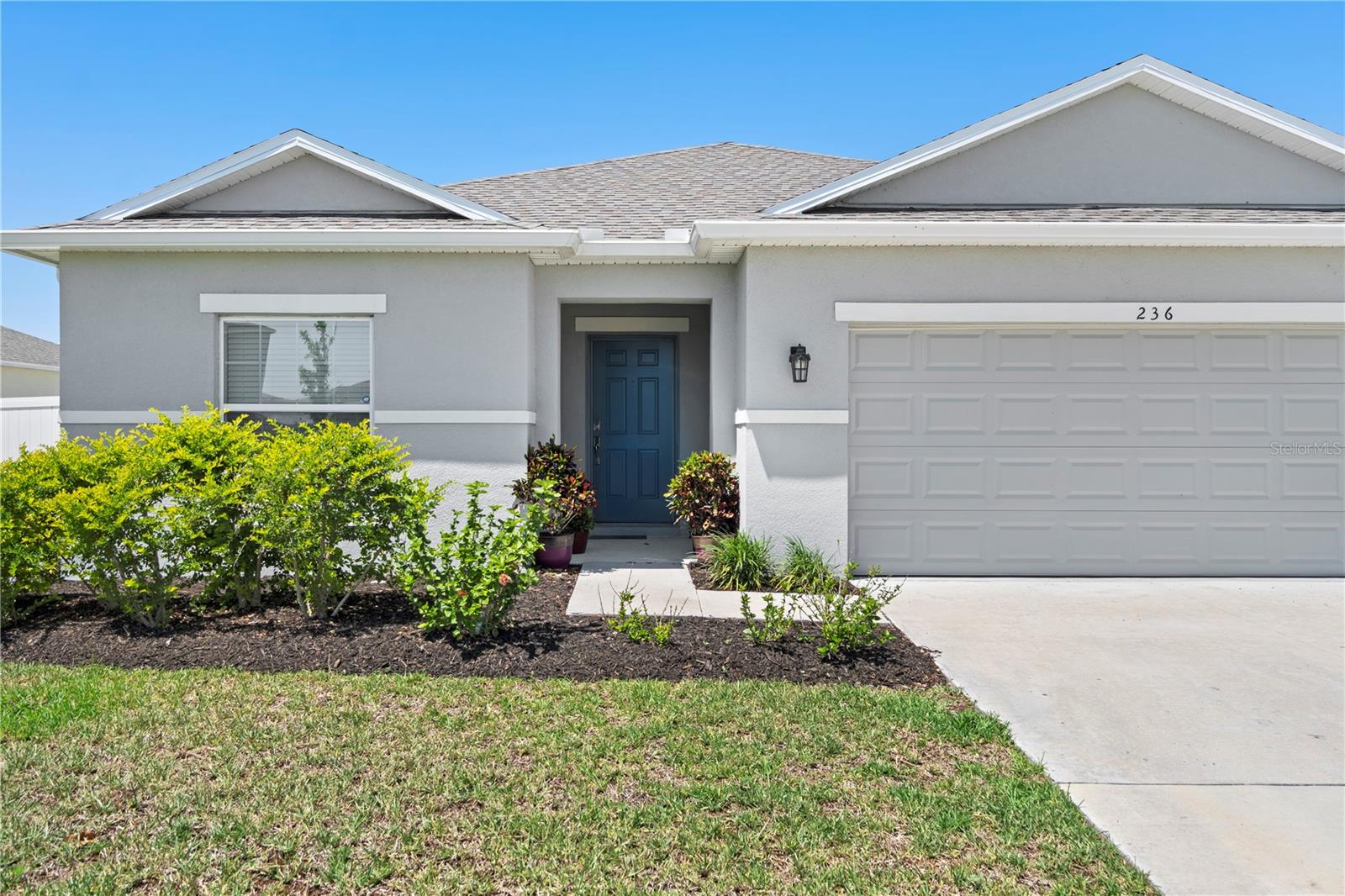 Photo of 236 AQUAMARINE LANE KISSIMMEE FL 34758