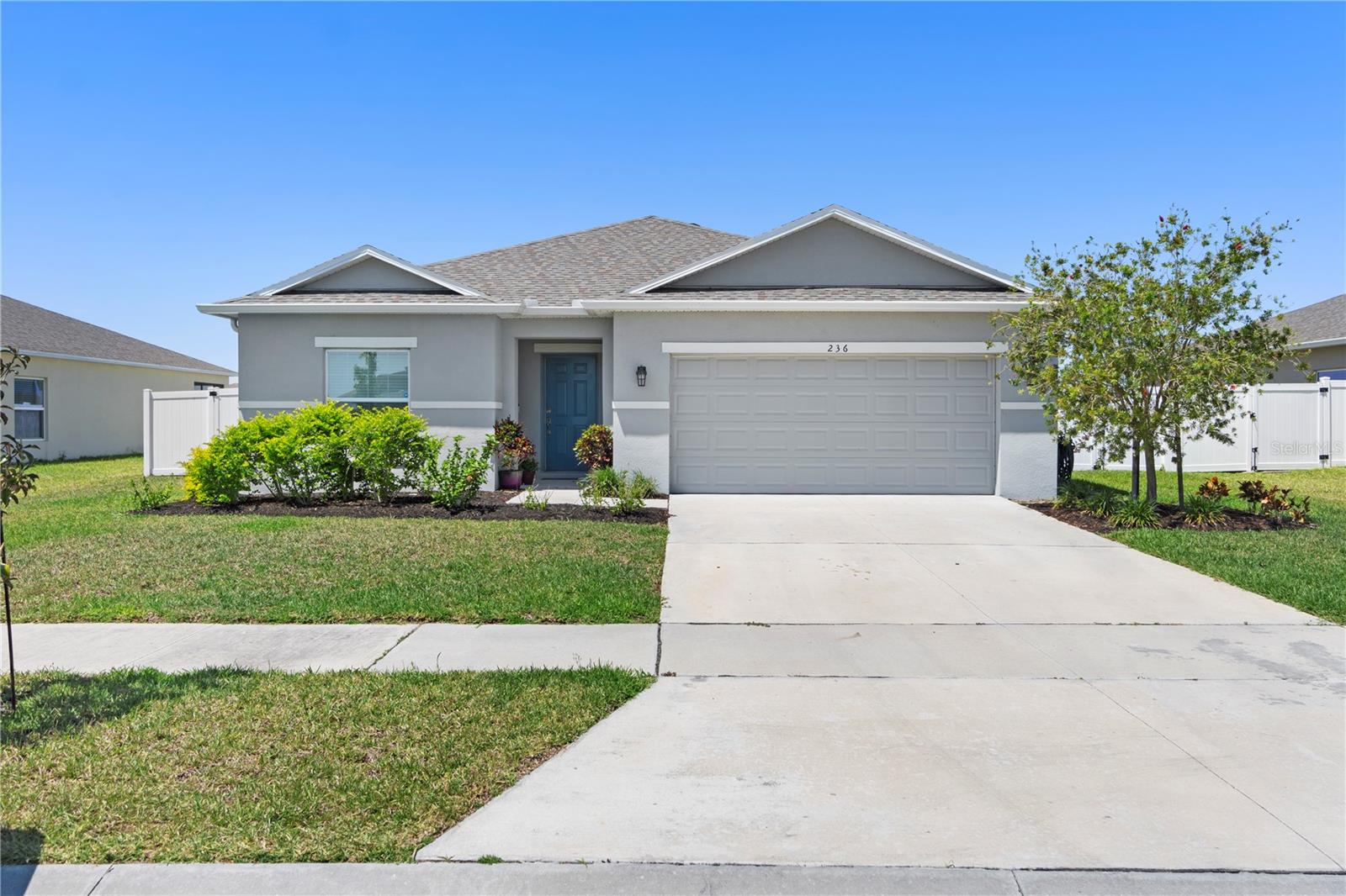Photo of 236 AQUAMARINE LANE KISSIMMEE FL 34758